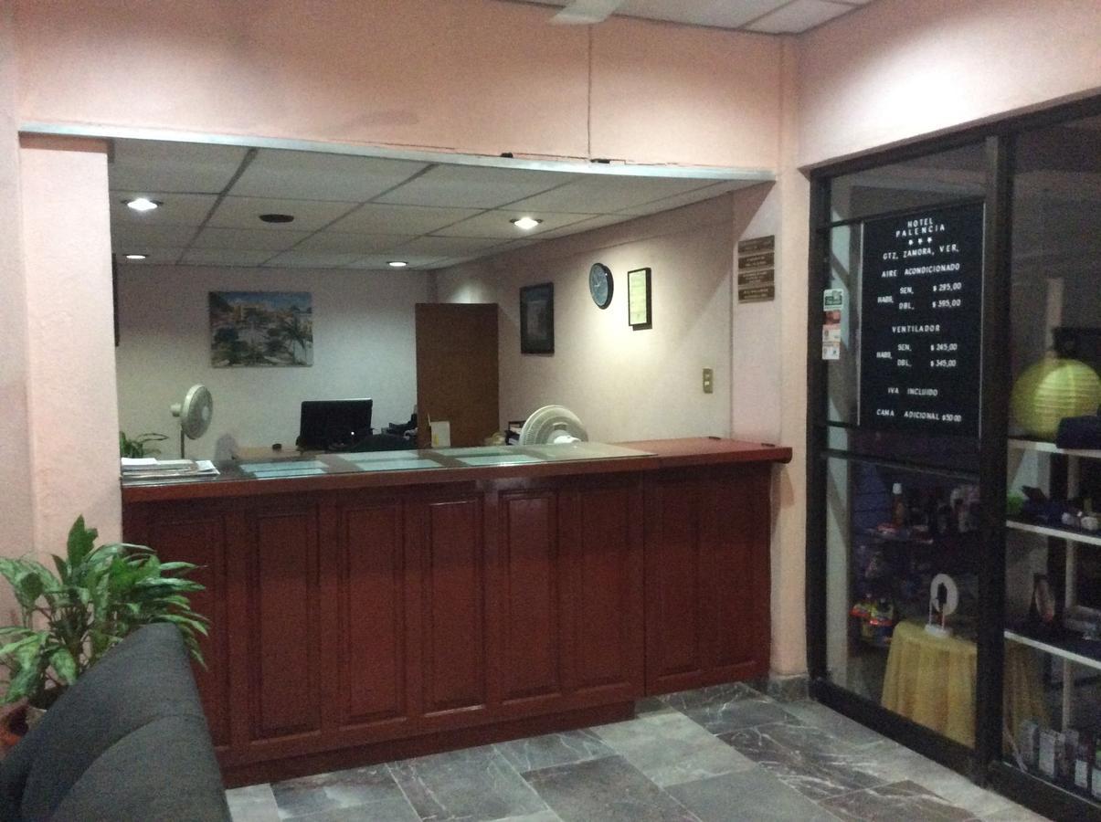 Hotel Palencia Gutiérrez Zamora 外观 照片