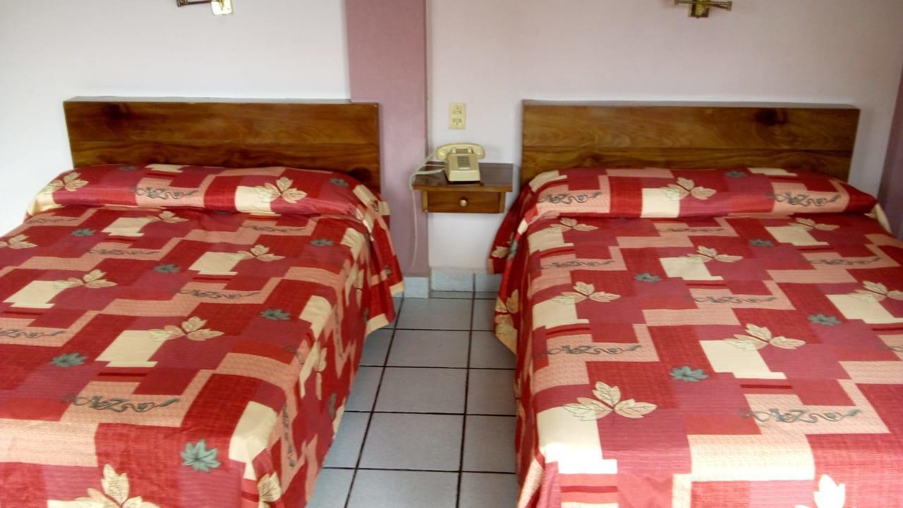 Hotel Palencia Gutiérrez Zamora 外观 照片